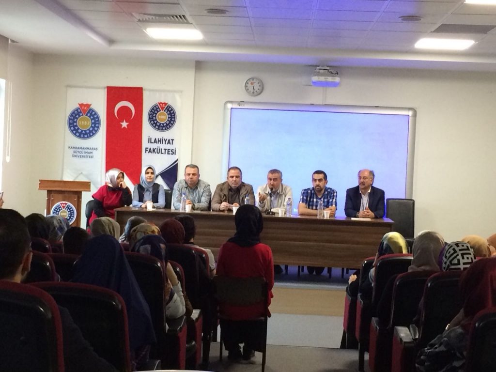Siyer akademisyenleri, KSÜ Siyer Okumaları grubu öğrencileri ile bir söyleşi gerçekleştirdi.