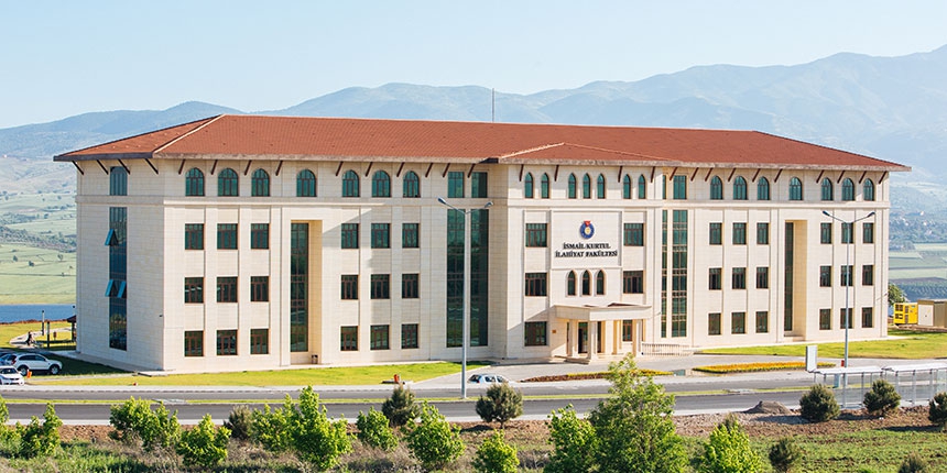 İki yıl süren İlahiyat Öğrencilerinin Hz. Peygamber Algısı Araştırması sonuçlandı