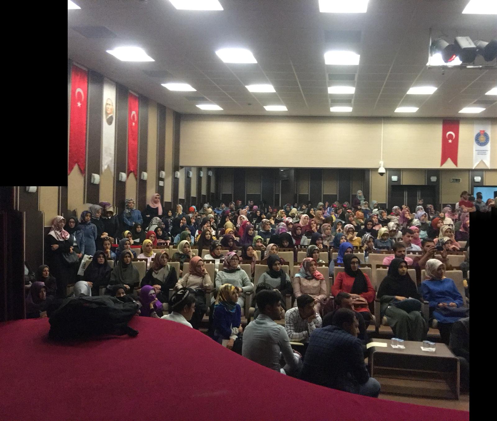 “Hz. Peygamber’i Anlamak” panelini gerçekleştirdik