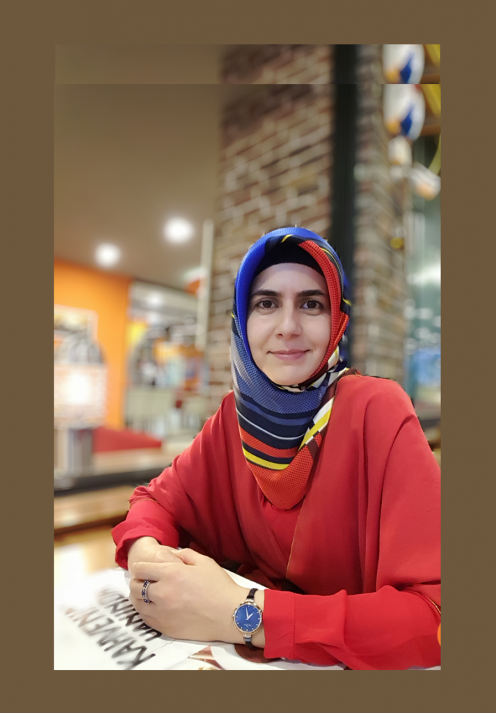 Kurayza Günü Bir Kadın