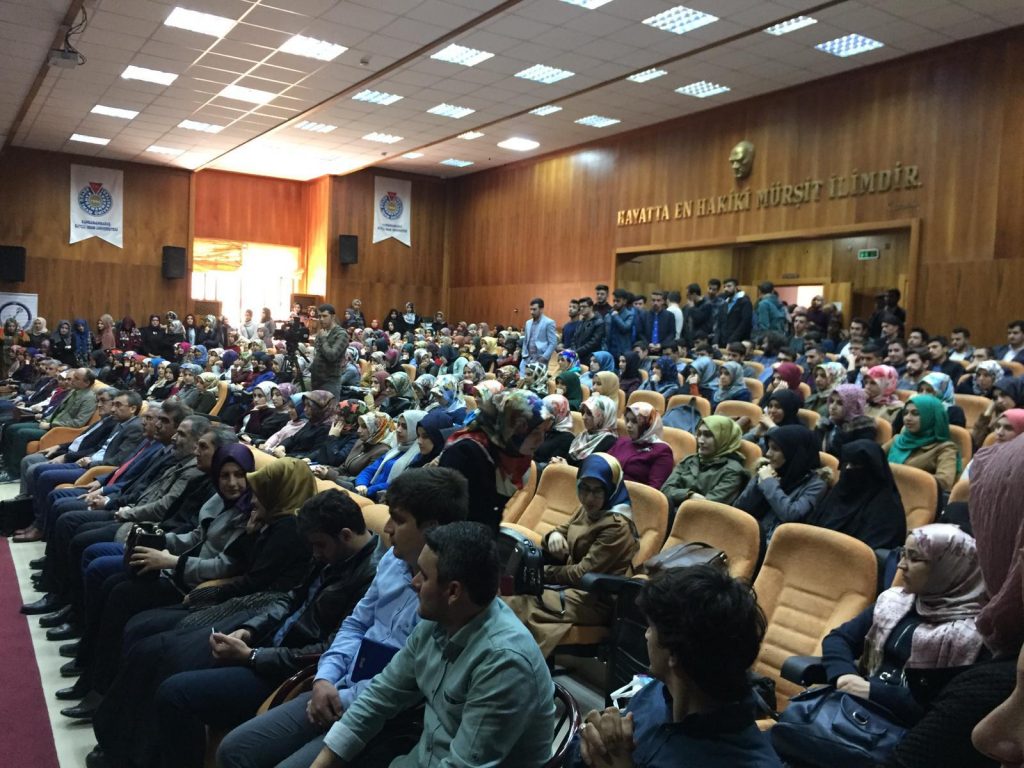 Siyer ve İlimler II Paneli yedi ana bilim dalını bir araya getirdi